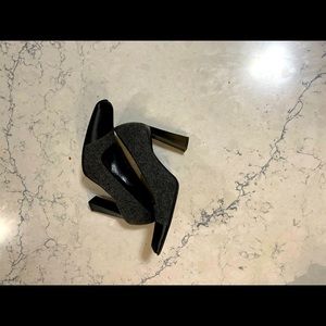 Womens Prada heel gently worn authentic size 38 1/2